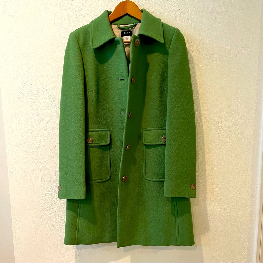 J. CREW Lady day coat with Thinsulate. Size 8